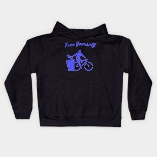 Free Yourself by Cycle. A freedom loving Cyclist. Kids Hoodie